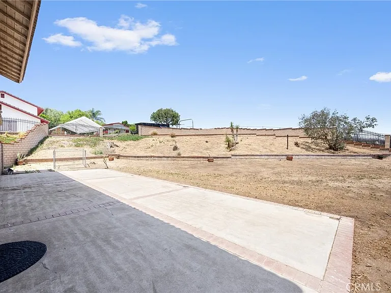 10703 Valley Dr — Photo 30