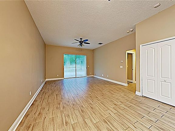 4th image of 33839 Terragona Dr