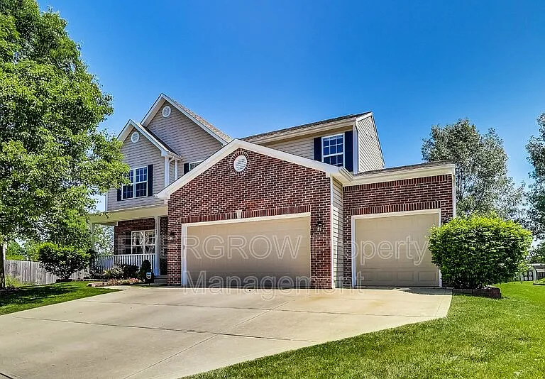 1047 Andrew Ct — Photo 1
