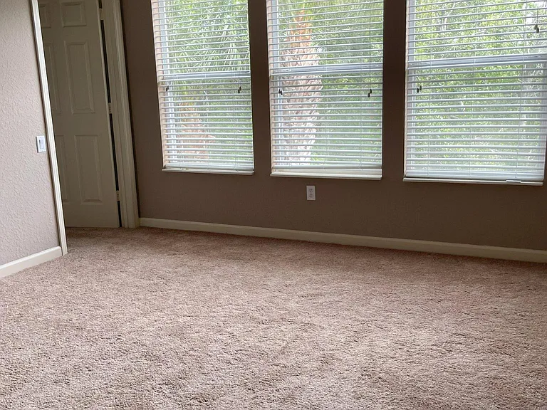 2451 Stockton Dr — Photo 14