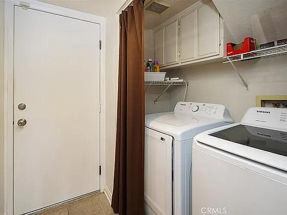 Unit Photo
