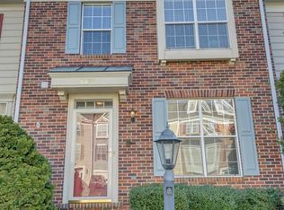 8899 Moat Crossing Pl, Bristow, VA 20136