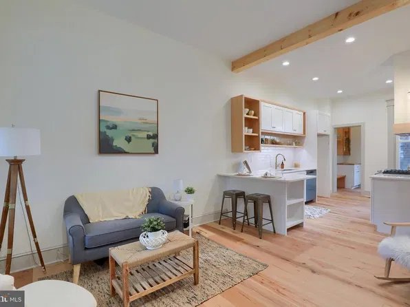 435 W Walnut St, Lancaster, PA 17603