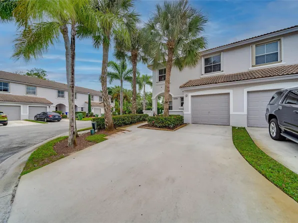 16808 SW 1st Manor, Pembroke Pines, FL 33027