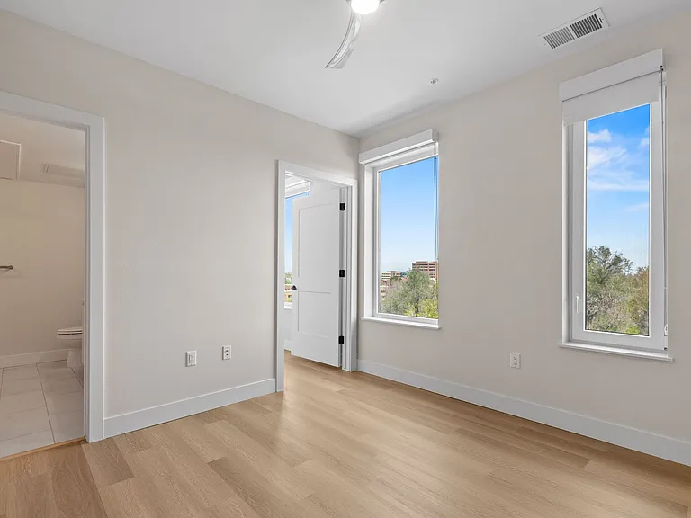 Frameline Apartments — Photo 46