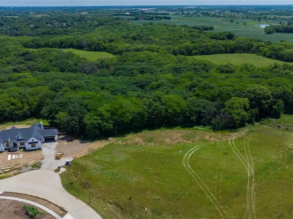 3830 SW Meadow Rose Point, Van Meter, IA 50261