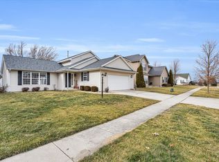 1411 Farley Ln, Champaign, IL 61822