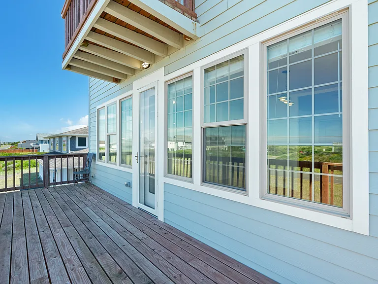1140 Ocean Shores Blvd SW — Photo 30