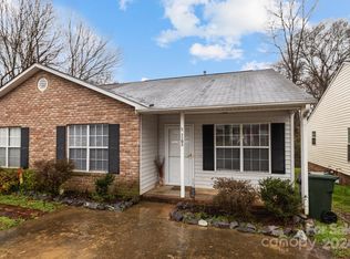 1103 Cherry Meadow Ln, Rock Hill, SC 29732