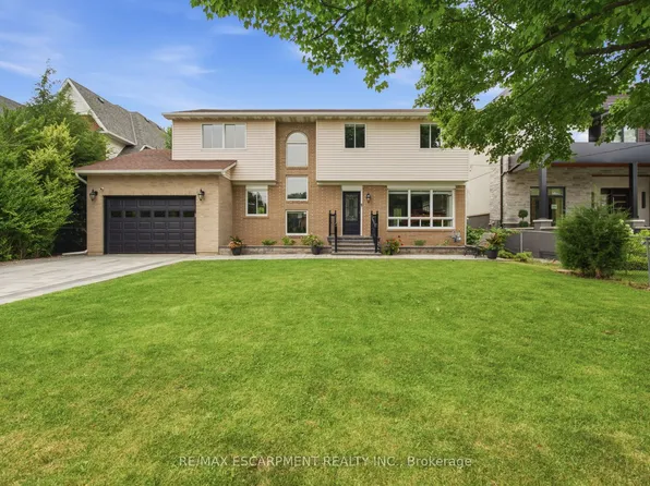 513 Maplehurst Ave, Oakville, ON L6L 4Y8