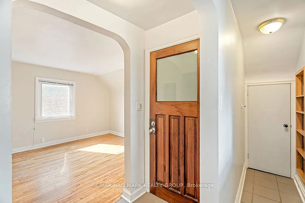 2 bed, $1,995 — Photo 4