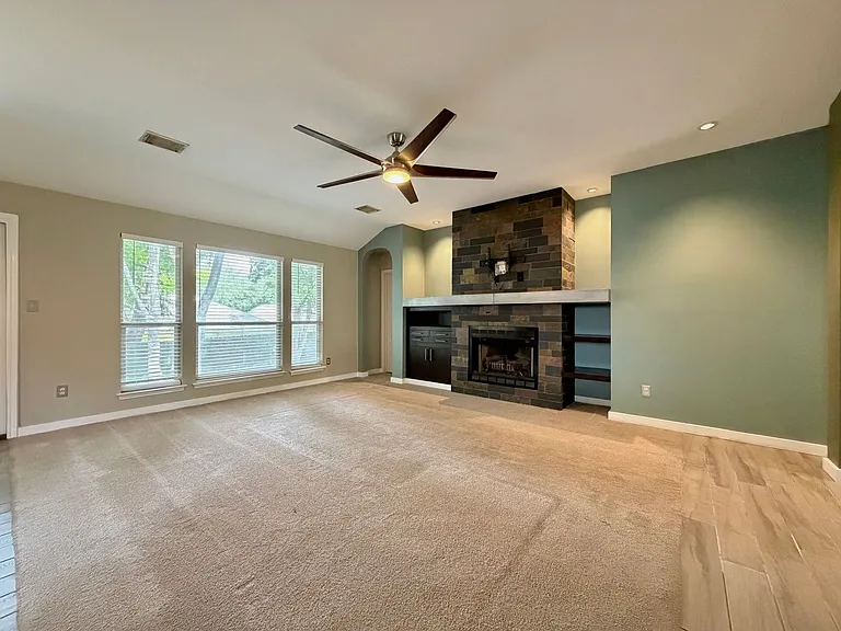 12518 Zeller Ln — Photo 6