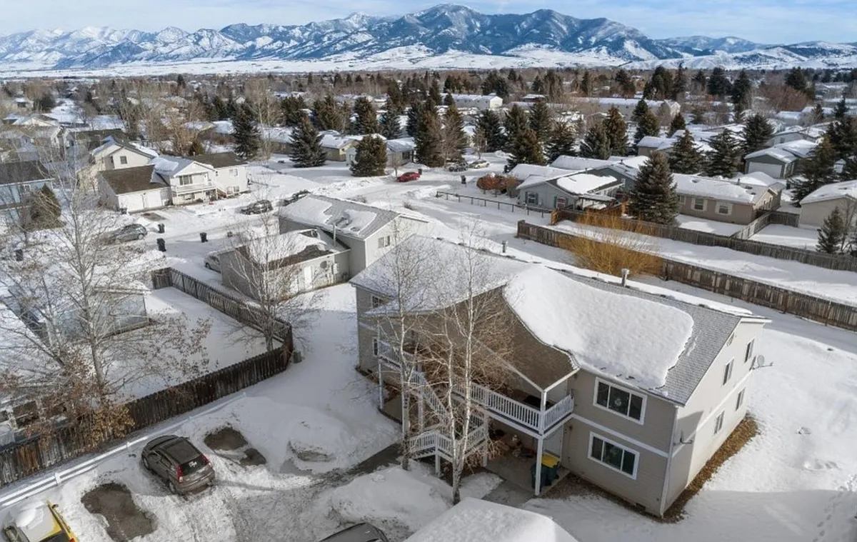 Building Photo - 42 N Hunters Way #D