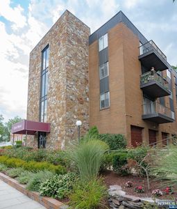 78 Orient Way, Rutherford, NJ, 07070