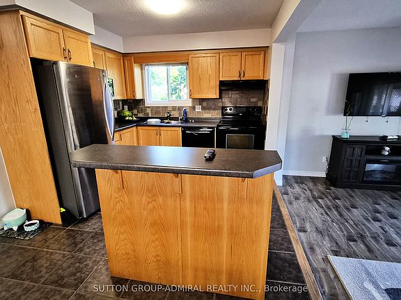 4th image of 115 Peach Blossom Cres