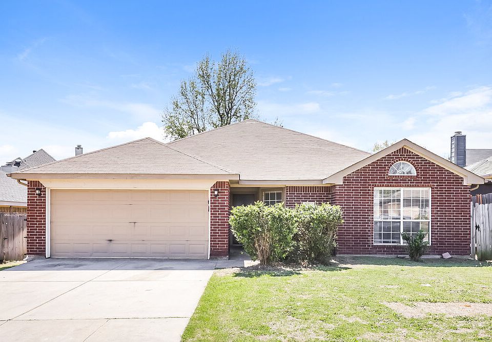 1st image of 7448 Ashcroft Cir