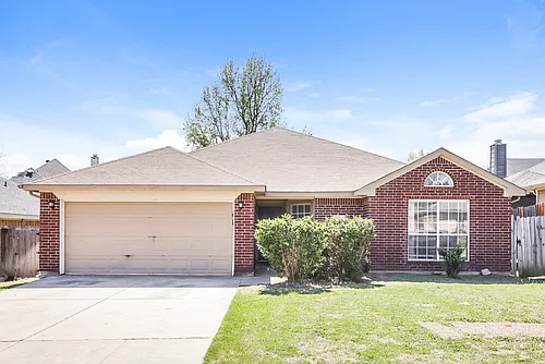 7448 Ashcroft Cir Photo 1