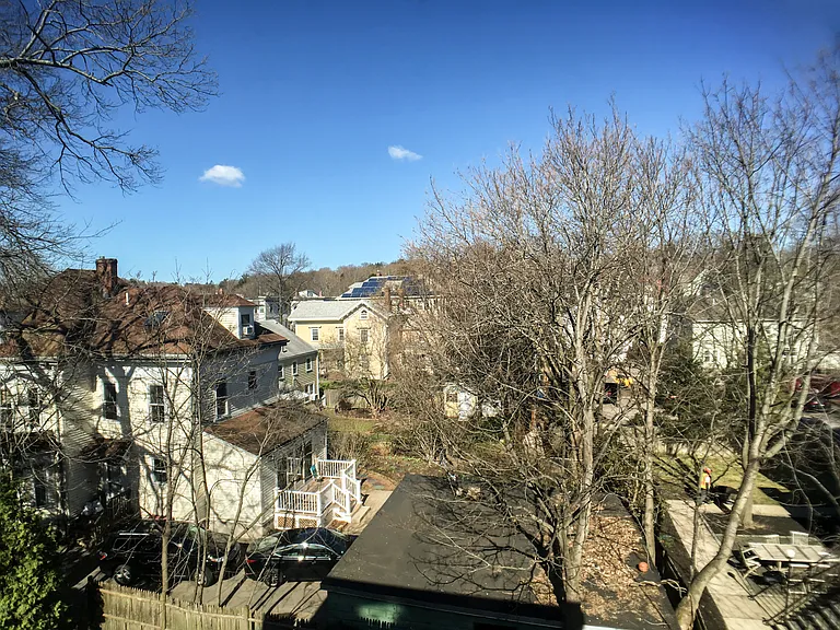 27 Cypress St — Photo 11