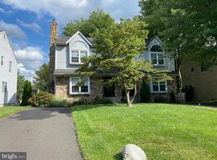110 Sandy Ridge Dr, Doylestown, PA 18901