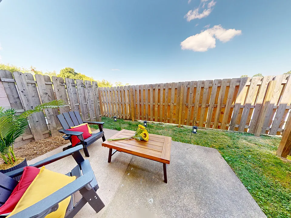 1319 Chaney Ct