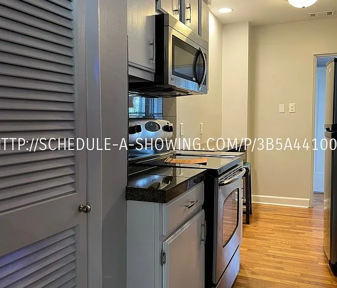 1814 Kavanaugh Blvd — Photo 13