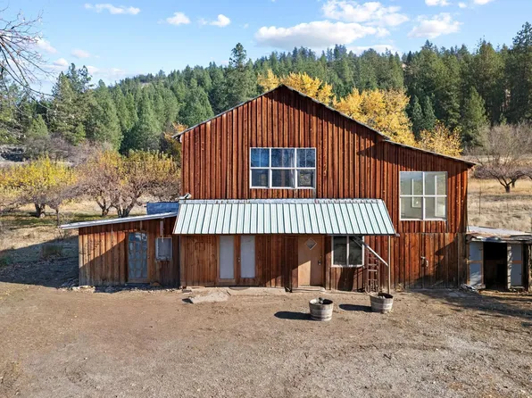 1306 Peachcrest Rd, Kettle Falls, WA 99141