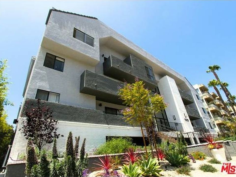 1st image of 1823 Holmby Ave APT 101