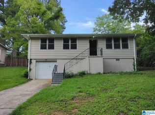 947 Rutledge Dr, Fairfield, AL 35064