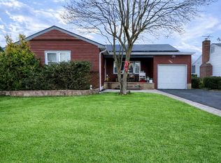 732 Evelyn Avenue, North Bellmore, NY 11710