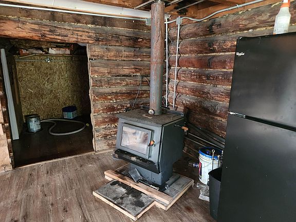 3rd image of 6855 Country Rd