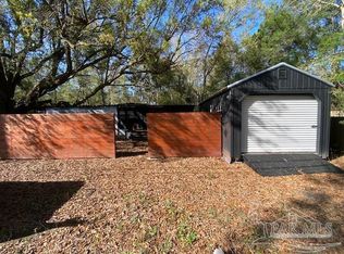 3432 Oak Tree Ln, Pace, FL 32571