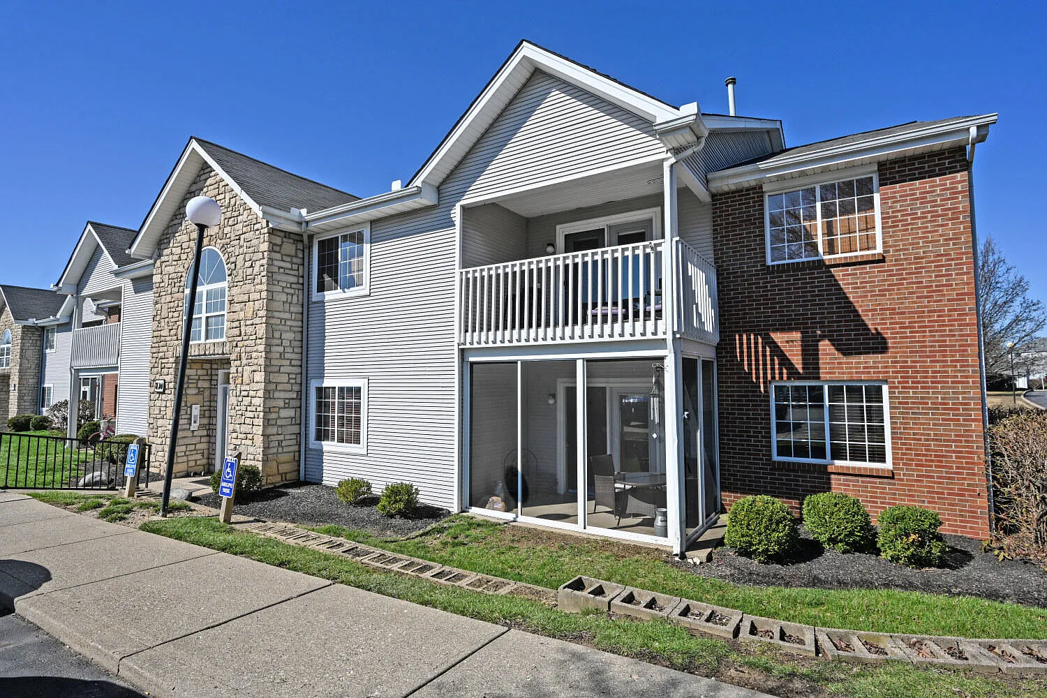130 Buckhorn Ct APT 8 photo 1
