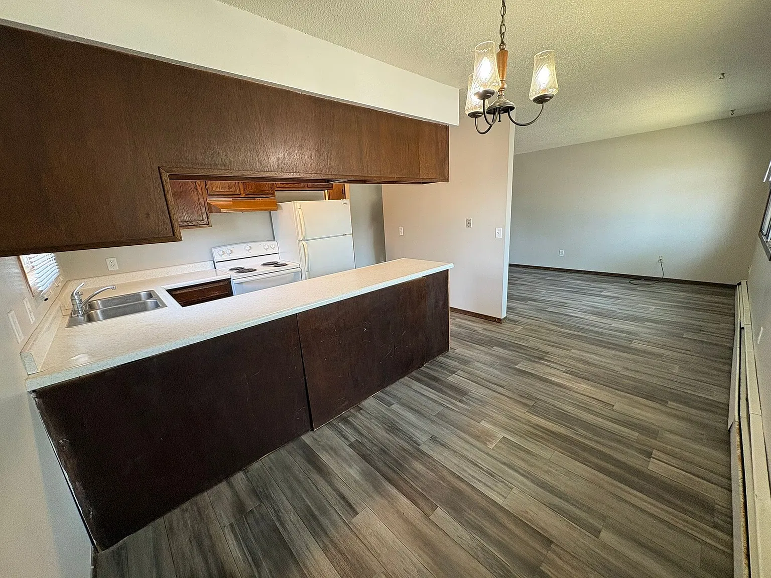 3600 S Cathy Ave — Photo 3