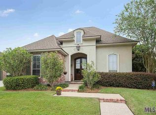 10706 Shoreline Dr, Baton Rouge, LA 70809