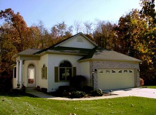 3013 S Wooddale Dr, Jackson, MI 49203