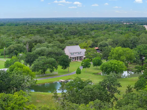 965 W Us Highway 90, Flatonia, TX 78941