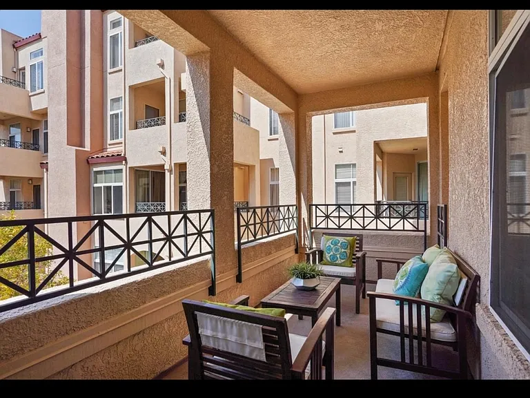 1951 Ofarrell St #210 — Photo 15