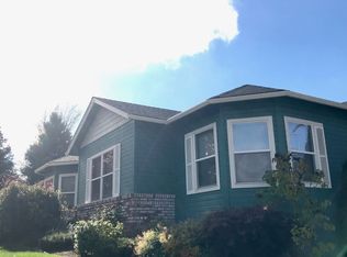 1195 Brookdale Ave, Medford, OR 97504