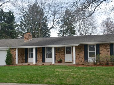 1231 Christopher Ct, Oconomowoc, WI, 53066