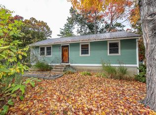 11 Park St, Allenstown, NH 03275