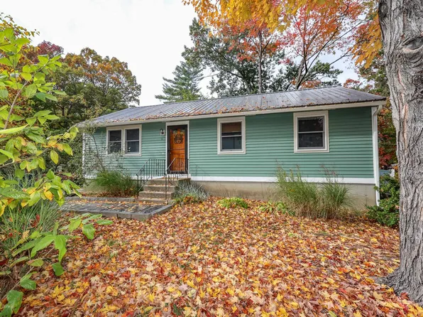 11 Park Street, Allenstown, NH 03275