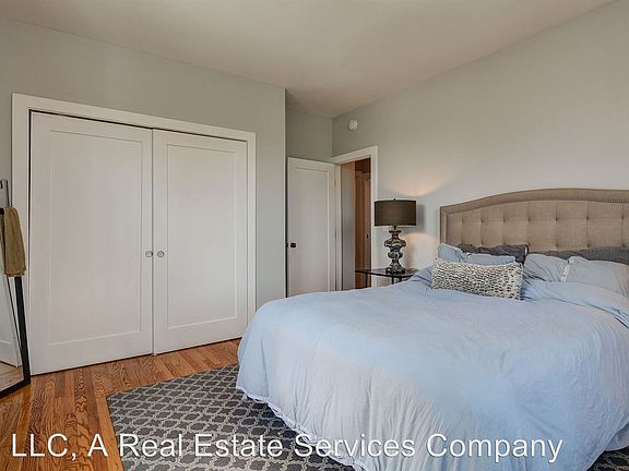 5th image of 611 Madison St APT 6