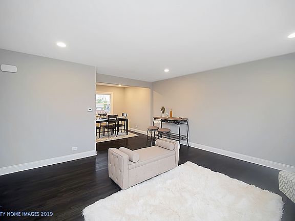 5th image of 7081 Edgebrook Ln