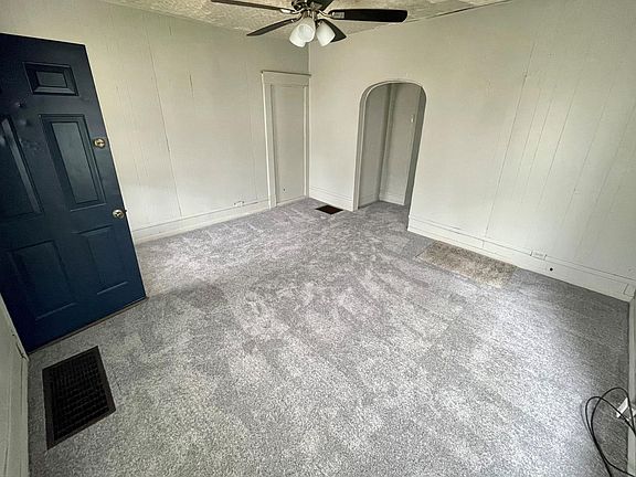 3rd image of 1219 S 18th St #1/2