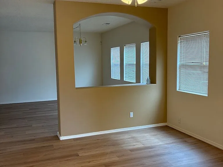 5401 Saturnia Rd NW — Photo 2