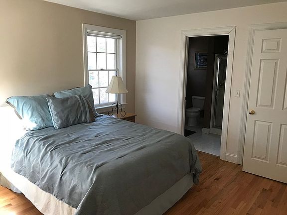 Extra bedroom with bath