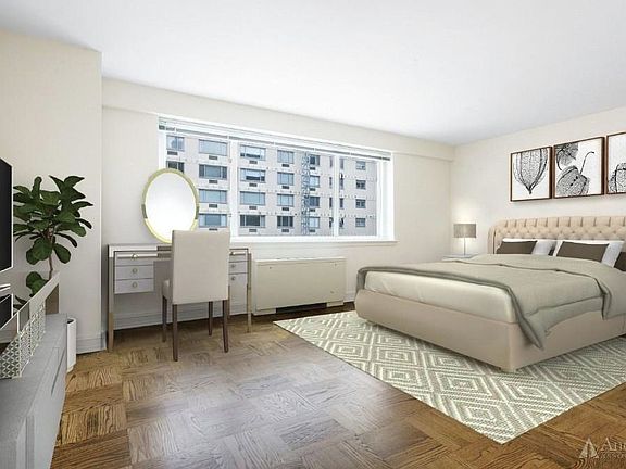 5th image of 200 E 71st St APT 8K