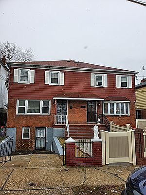 5th image of 21610 118th Ave