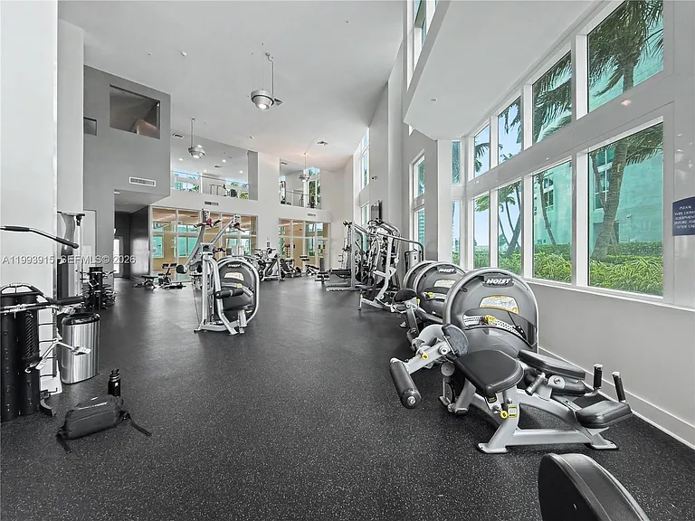 1900 N Bayshore Dr #3811 — Photo 28