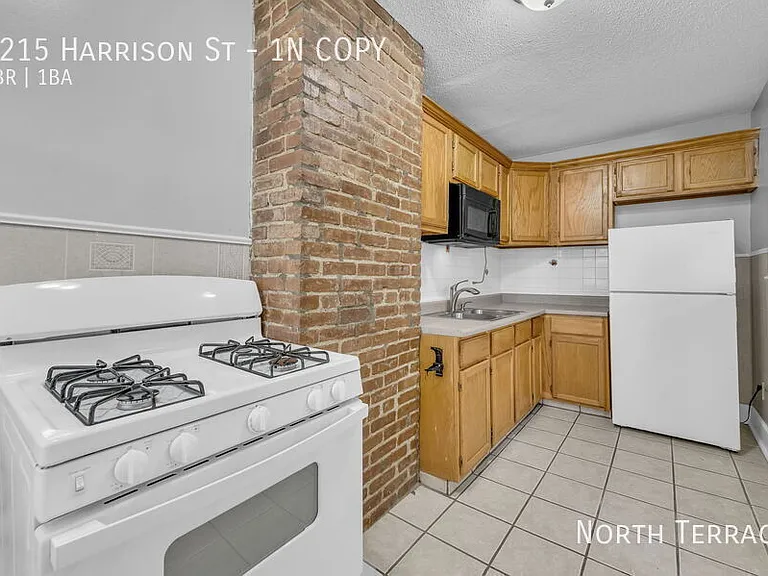 4215 Harrison St #2N — Photo 1